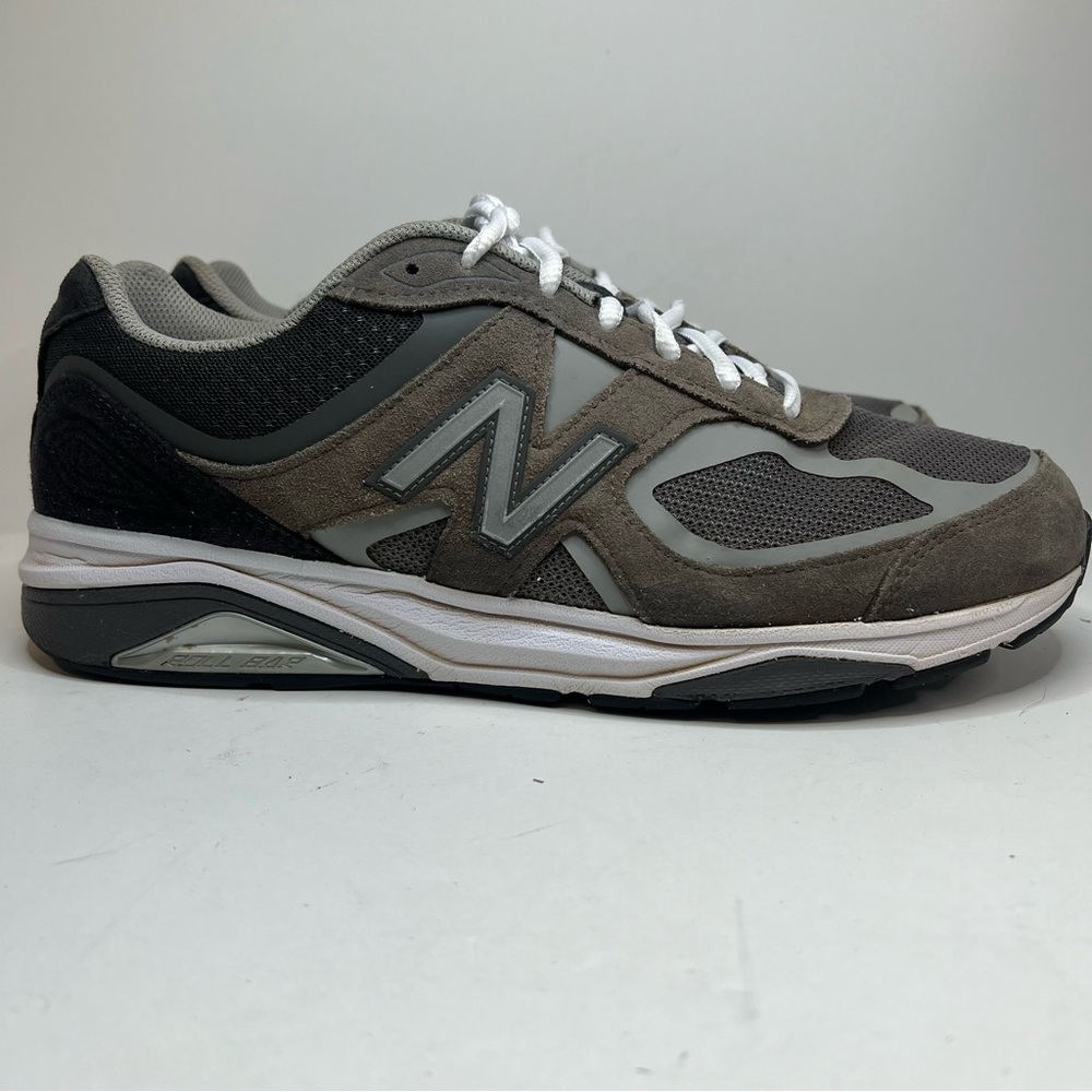 New Balance Shoes Lace Up Running Sneakers